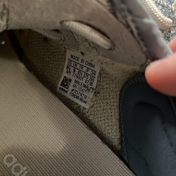 YEEZY 350 ISRAFIL - Picture 8 of 8